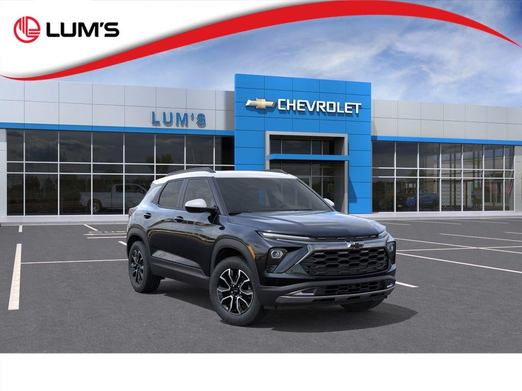 2026 Chevrolet Trailblazer ACTIV in Mosaic Black Metallic — front three-quarter view